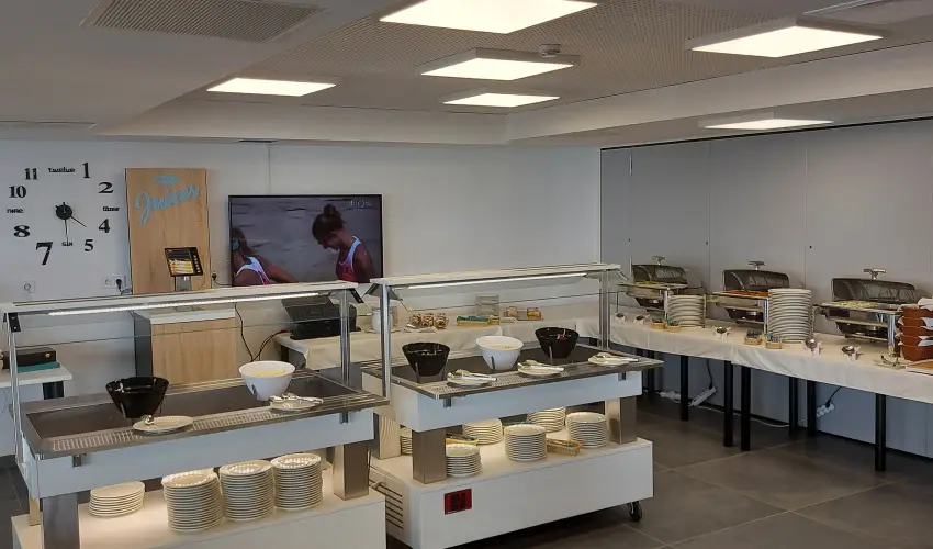 Rkczi Hotel, Tbor s Rendezvnykzpont Storaljajhely - Karcsony