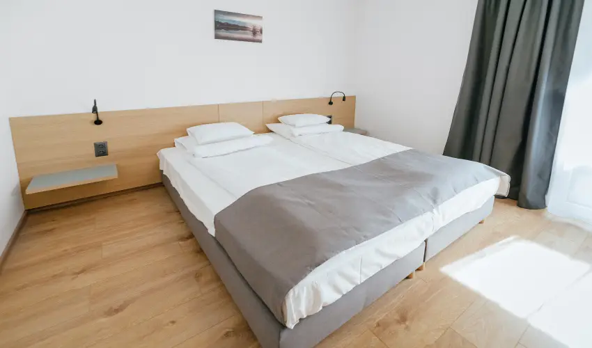 Rkczi Hotel, Tbor s Rendezvnykzpont Storaljajhely - Karcsony