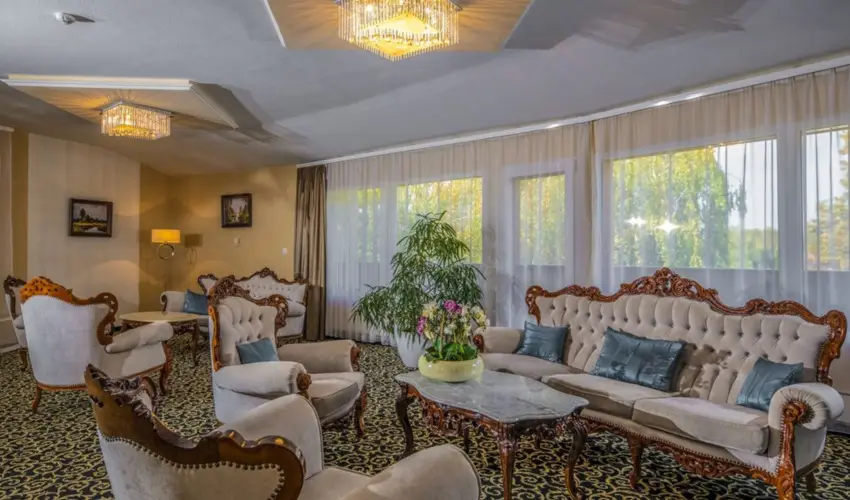 Residence Hotel Balaton Sifok - Karcsony (min. 2 j)