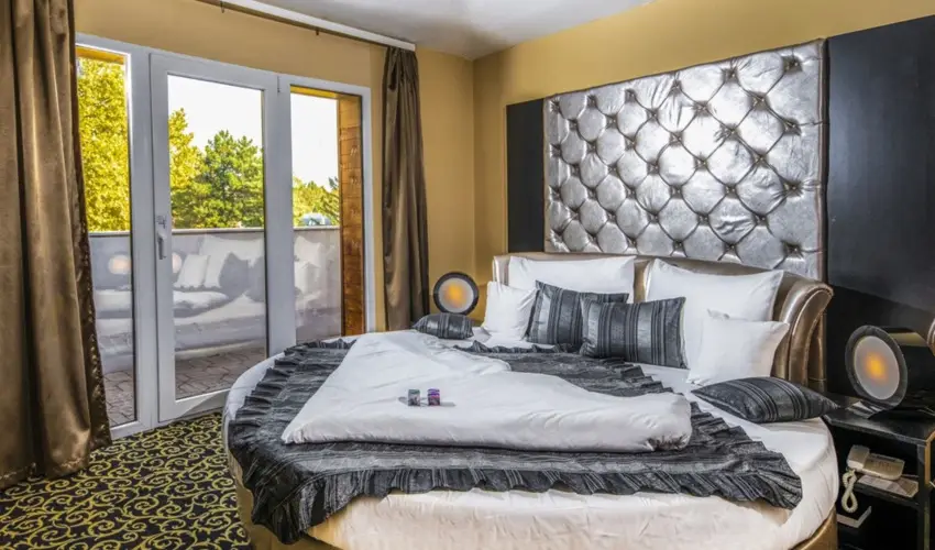 Residence Hotel Balaton Sifok - Karcsony (min. 2 j)