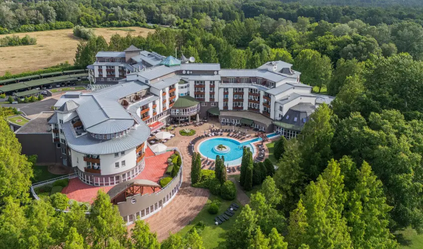 Lotus Therme Hotel & Spa Hvz - Karcsony (min. 2 j)