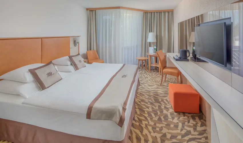 Lotus Therme Hotel & Spa Hvz - Karcsony (min. 2 j)