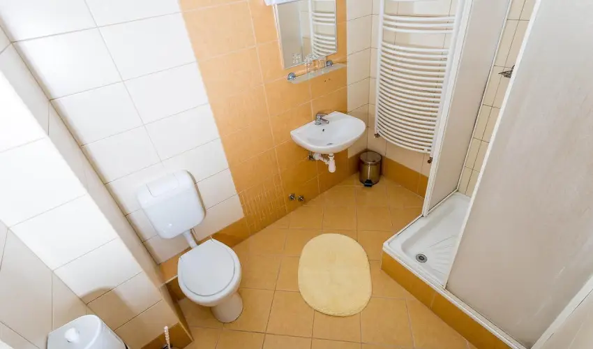 Salg Hotel Salgtarjn-Eresztvny - Karcsony (min. 2 j)