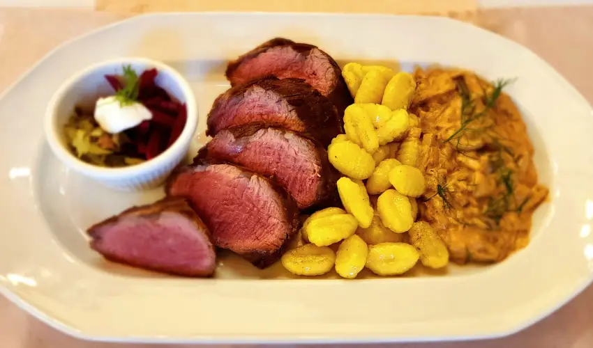 Sasr�ti Vad�szkast�ly Almamell�k - Kar�csony