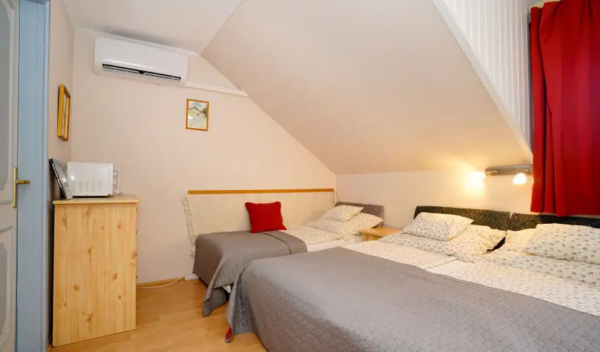 Siesta Vendghz Eger - Karcsony