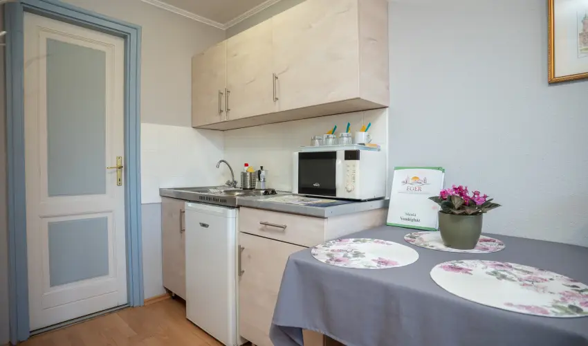 Siesta Vend�gh�z Eger - Kar�csony