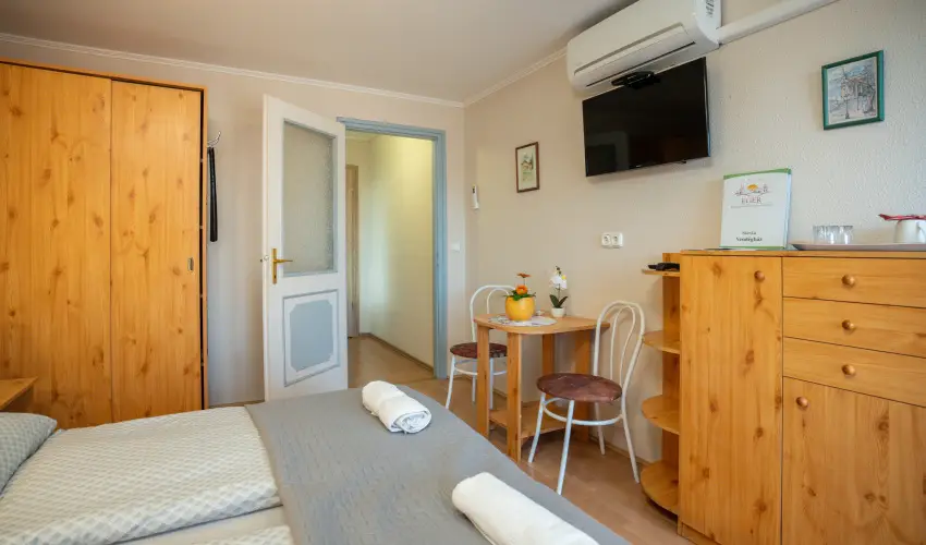 Siesta Vend�gh�z Eger - Kar�csony