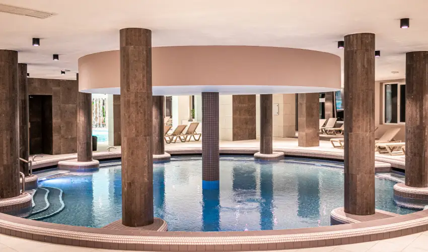 Ambient Hotel & ThermalSPA**** Sikonda - Karcsony (min. 2 j)