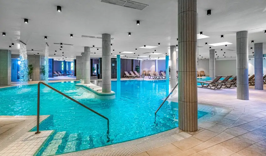 Ambient Hotel & ThermalSPA**** Sikonda - Karcsony (min. 2 j)