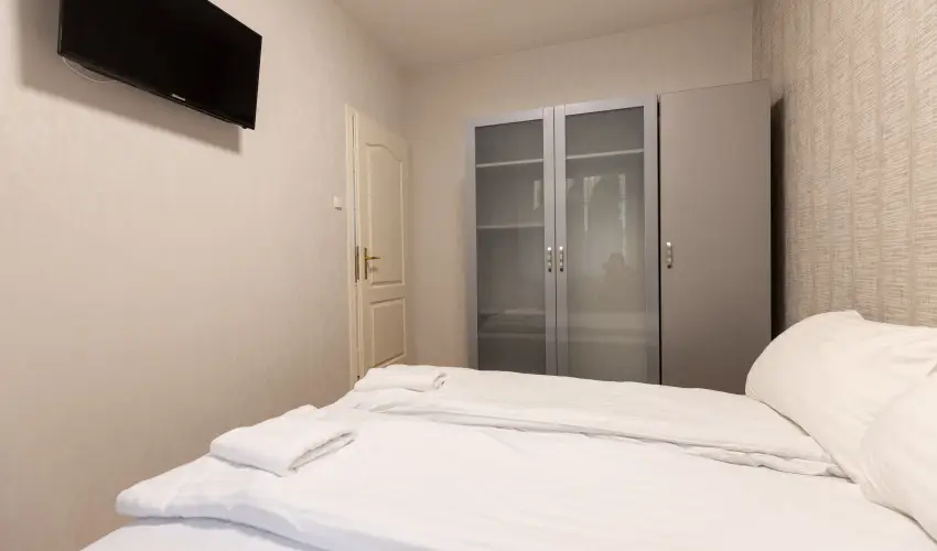 Skorpi Lak3 Hajdszoboszl - Karcsony (min. 3 j)