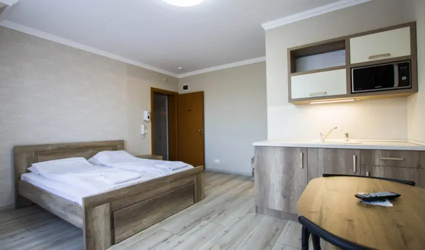 Skorpi Lak Hajdszoboszl - Karcsony (min. 3 j)