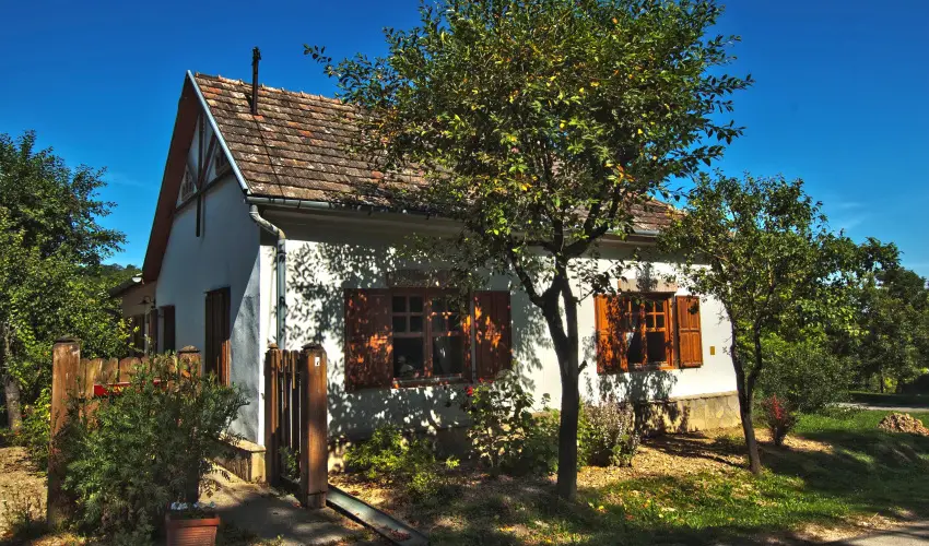 Somogy Kertje dlfalu s tterem Bonnya - Karcsony