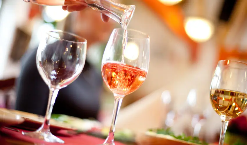 Somogy Kertje dlfalu s tterem Bonnya - Karcsony