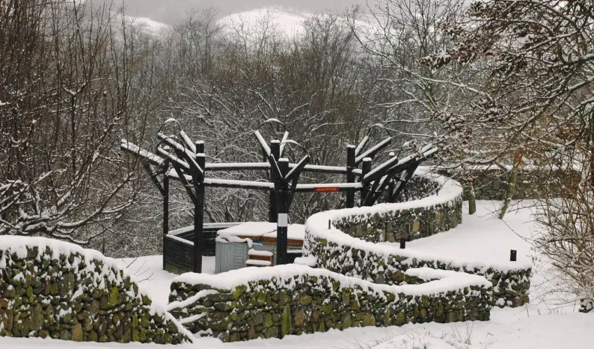 Somogy Kertje dlfalu s tterem Bonnya - Karcsony