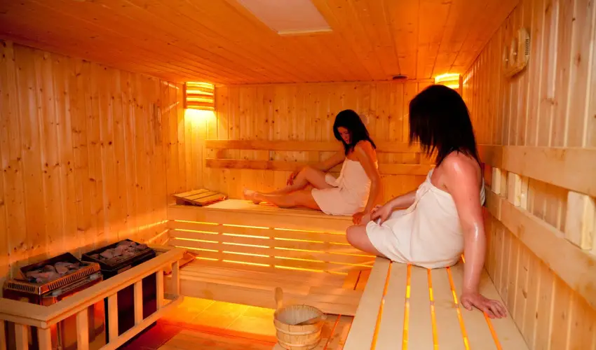 Somogy Kertje dlfalu s tterem Bonnya - Karcsony