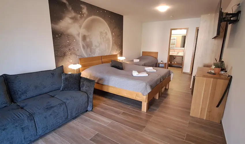 Somogy Kertje dlfalu s tterem Bonnya - Karcsony