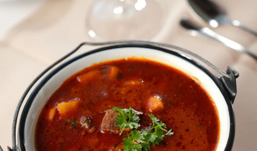 Szalajka Fogad Szilvsvrad - Karcsony