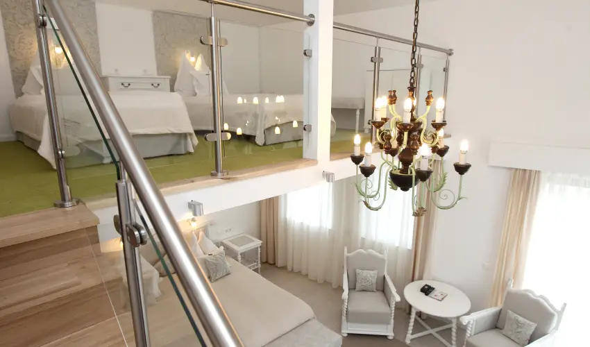 Szrcsa Hotel Szkesfehrvr - Karcsony