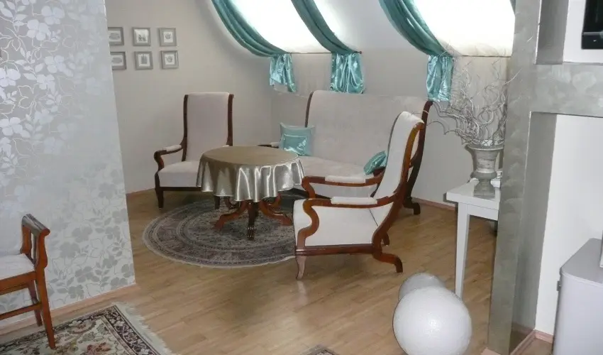 Szrcsa Hotel Szkesfehrvr - Karcsony