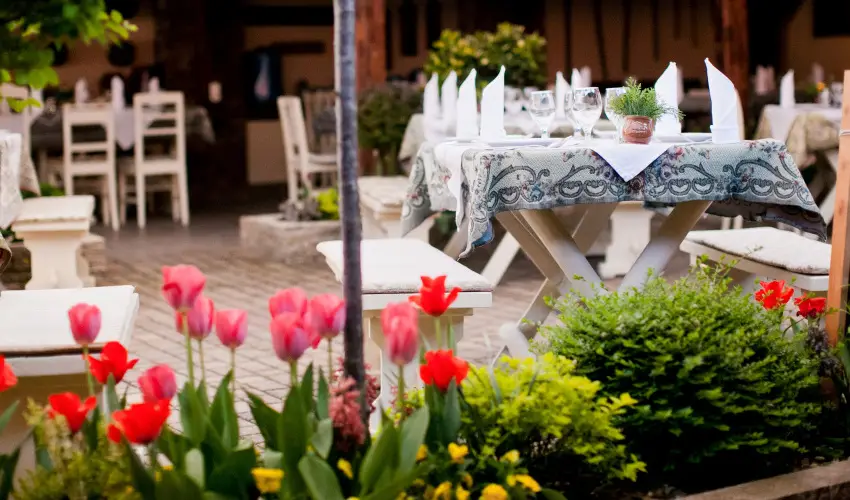 Szrcsa Hotel Szkesfehrvr - Karcsony