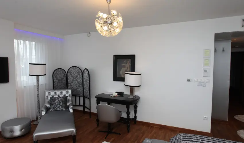 Szrcsa Hotel Szkesfehrvr - Karcsony