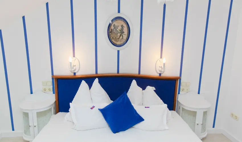 Szrcsa Hotel Szkesfehrvr - Karcsony