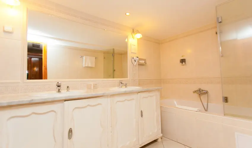 Sz�rcsa Hotel Sz�kesfeh�rv�r - Kar�csony
