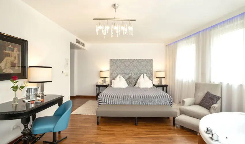 Sz�rcsa Hotel Sz�kesfeh�rv�r - Kar�csony