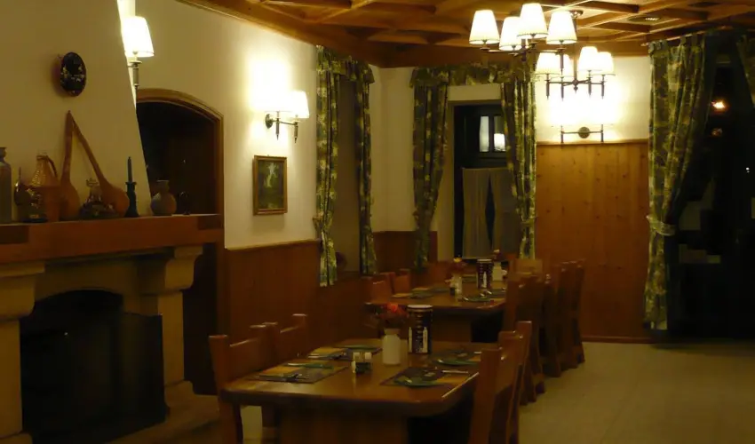 Szent Hubertus Panzi� Par�dsasv�r - Kar�csony