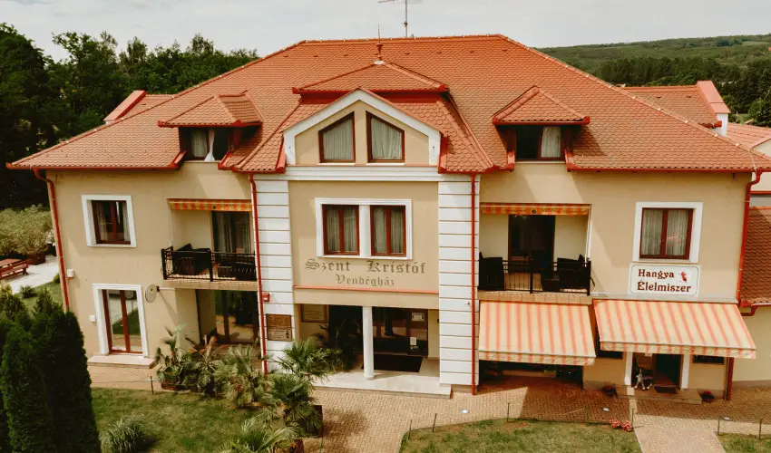 Szerencsemk Panzi Kehidakustny - Karcsony