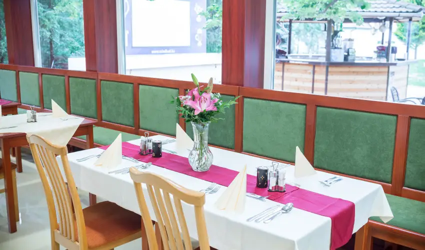 Wellness Hotel Szindbd  Balatonszemes - Karcsony (min. 2 j)