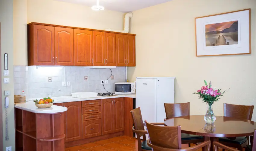 Wellness Hotel Szindbd  Balatonszemes - Karcsony (min. 2 j)