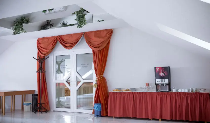 Wellness Hotel Szindbd  Balatonszemes - Karcsony (min. 2 j)