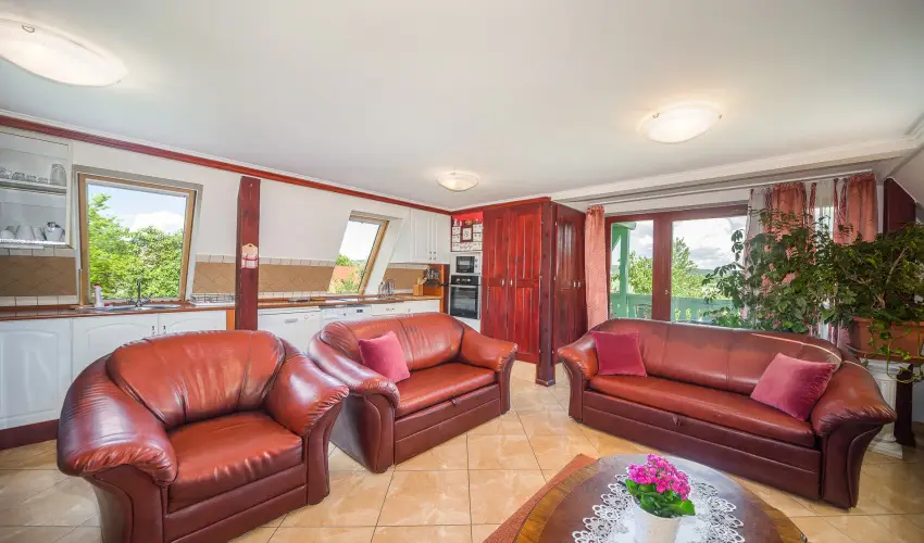 Tams Apartman Balatonfldvr - Karcsony