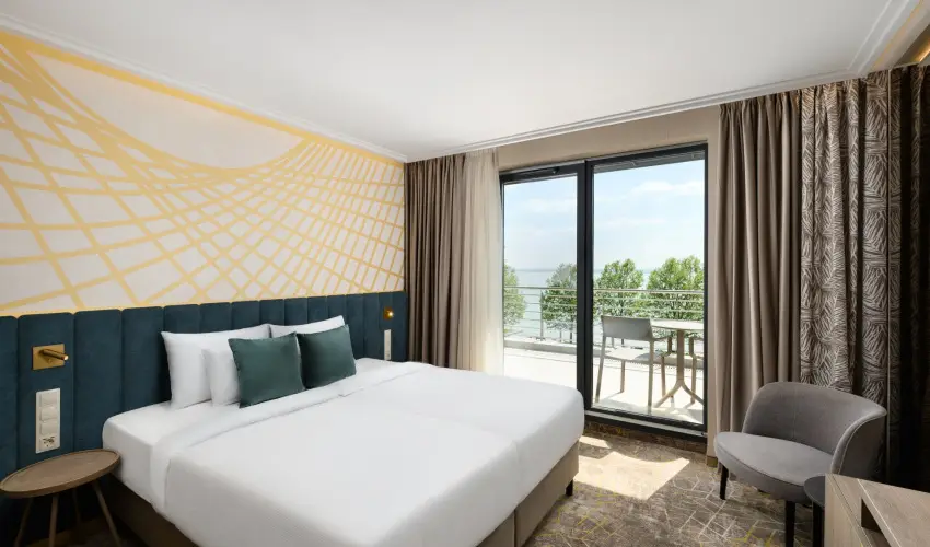 Kenese Bay Garden Resort & Conference Balatonkenese - Karcsony - teljes elrefizetssel (min. 2 j)