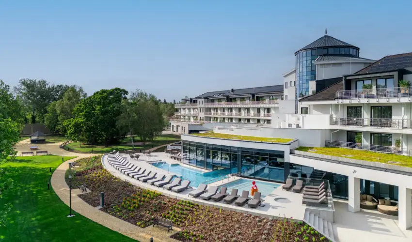 Kenese Bay Garden Resort & Conference Balatonkenese - Karcsony - teljes elrefizetssel (min. 2 j)