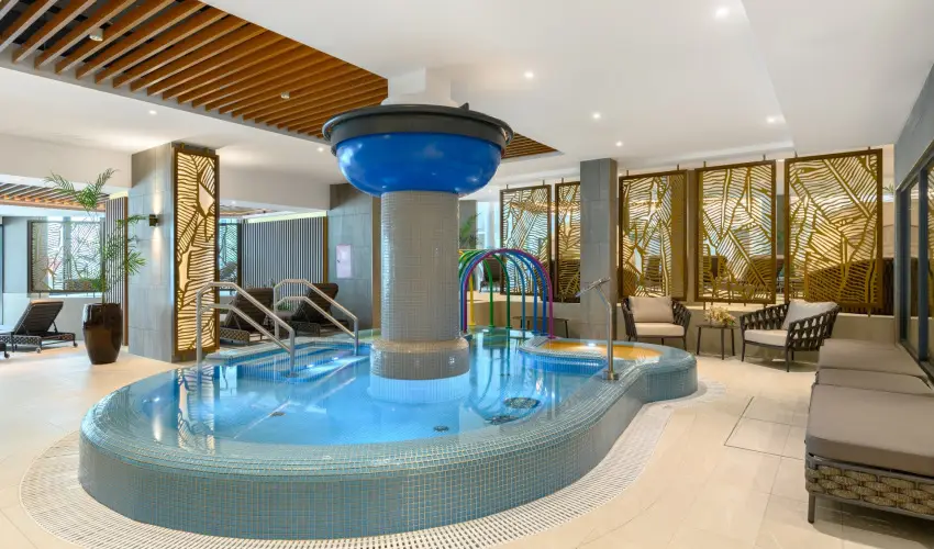 Kenese Bay Garden Resort & Conference Balatonkenese - Karcsony - teljes elrefizetssel (min. 2 j)