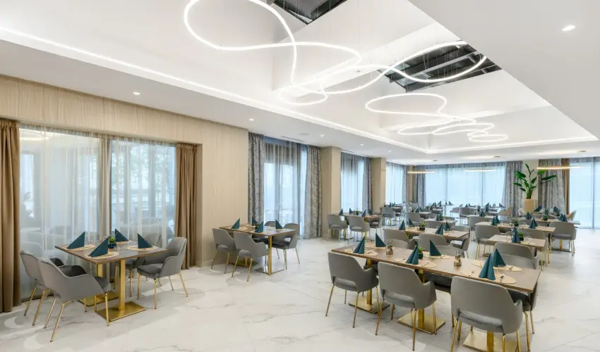 Kenese Bay Garden Resort & Conference Balatonkenese - Karcsony - teljes elrefizetssel (min. 2 j)