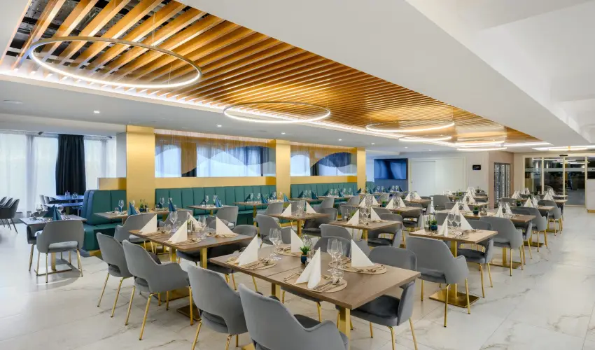 Kenese Bay Garden Resort & Conference Balatonkenese - Karcsony - teljes elrefizetssel (min. 2 j)