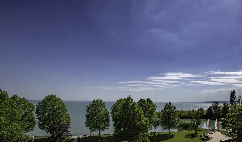 Kenese Bay Garden Resort & Conference Balatonkenese - Karcsony - teljes elrefizetssel (min. 2 j)