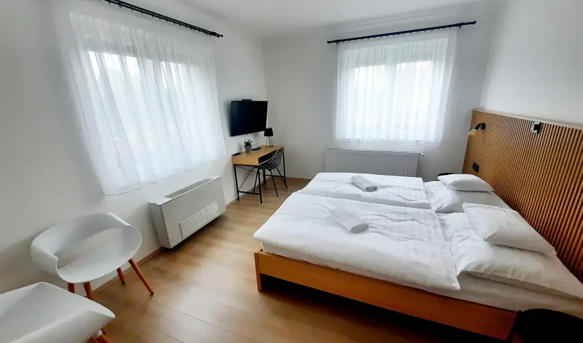 Svirg Terml Panzi Hajdnns - Karcsony