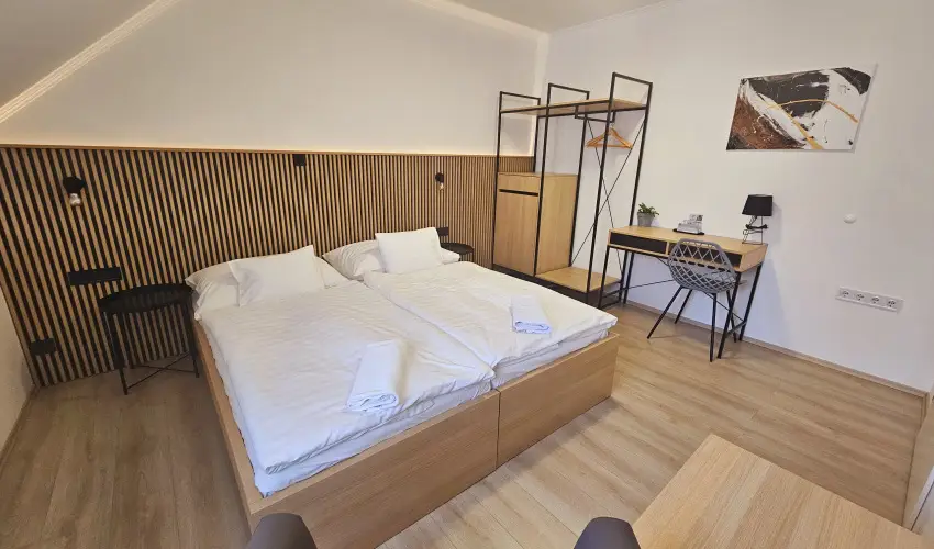 Svirg Terml Panzi Hajdnns - Karcsony