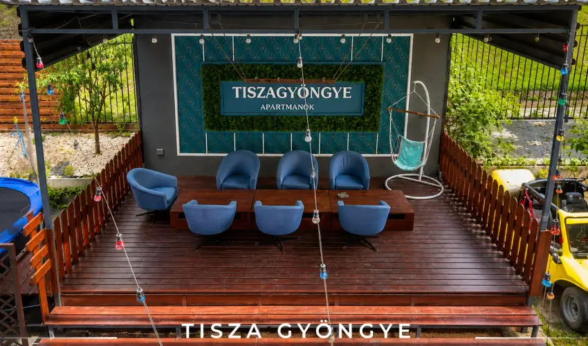 Tisza Gy�ngye Apartmanok Szeged - Kar�csony