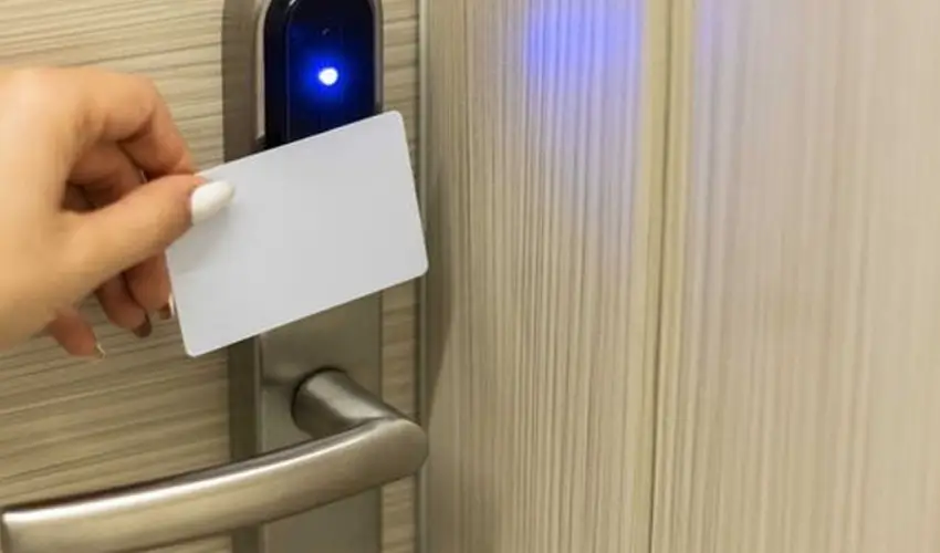 Tiszacsegei Halszcsrda s Panzi  Tiszacsege - Karcsony