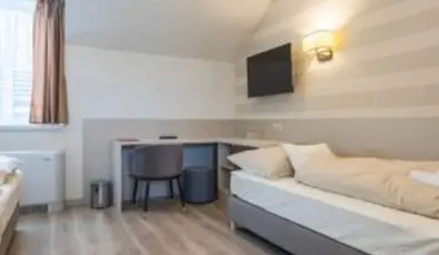 Tiszacsegei Halszcsrda s Panzi  Tiszacsege