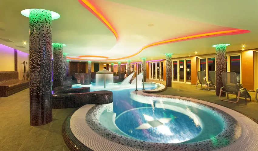 T Wellness Hotel Bnk - Karcsony