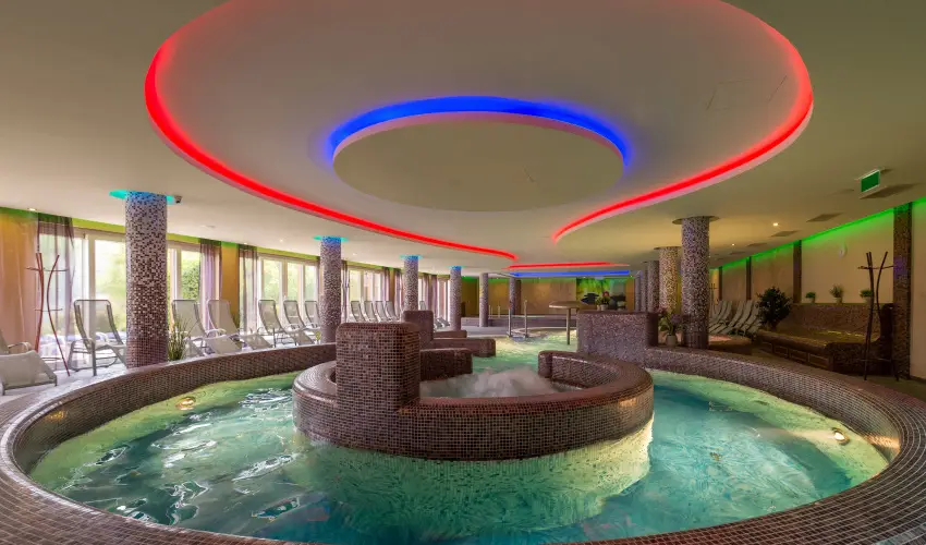 T Wellness Hotel Bnk - Karcsony