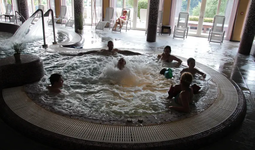 T Wellness Hotel Bnk - Karcsony