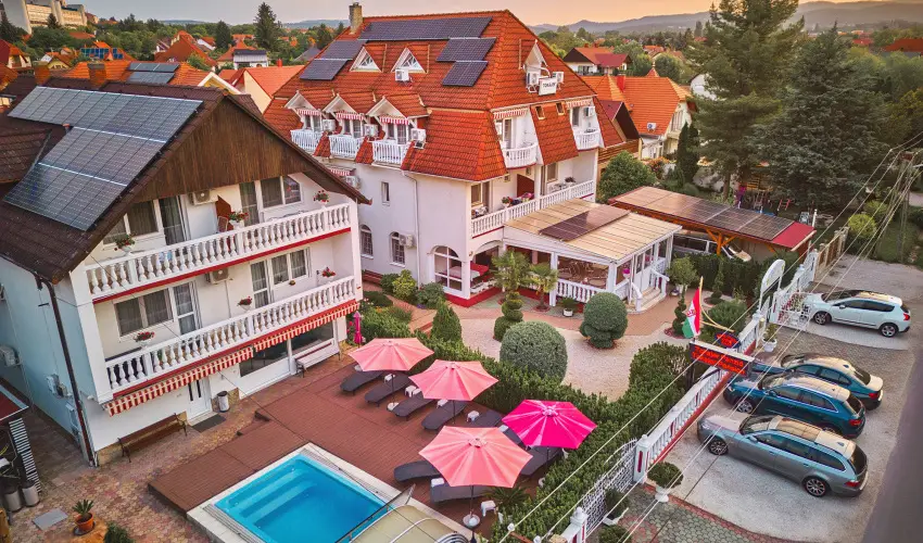 Tokajer Wellness Panzi� Keszthely - Kar�csony (min. 2 �j)