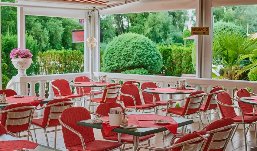 Tokajer Wellness Panzi� Keszthely - Kar�csony (min. 2 �j)